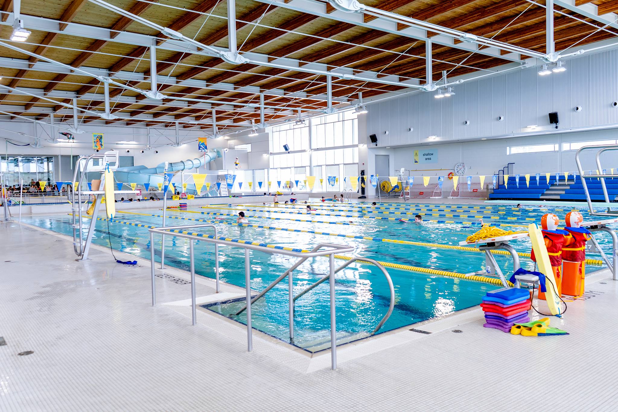 Central East - Aurora - Family Swim | Autism Ontario